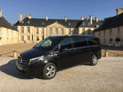 Transport touristique avec guide pour visites et excursions  